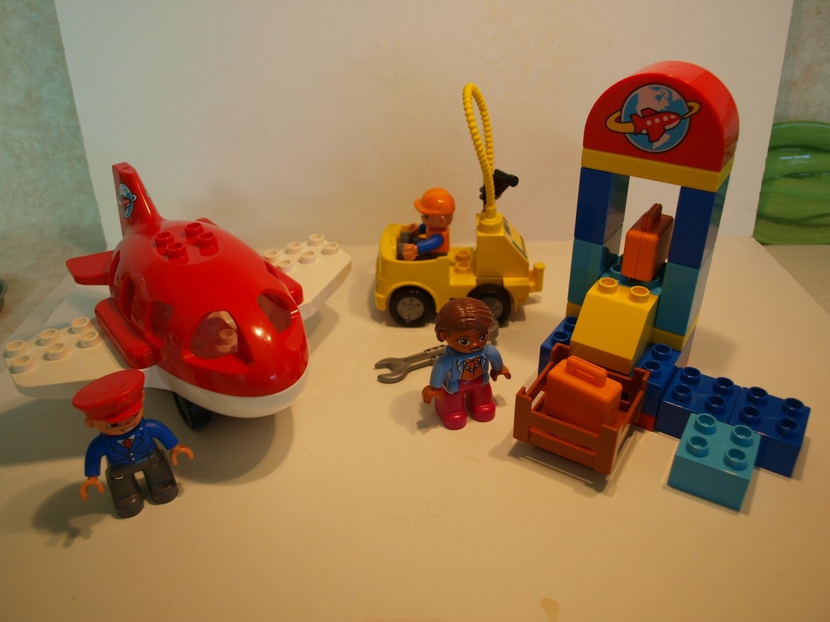 Lego Duplo 10590 City Airport Plane Pilot 2015 Complete
