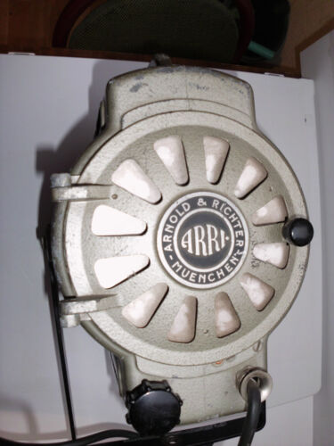 Bühnenscheinwerfer Theaterscheinwerfer ARRI - Bild 3 von 12