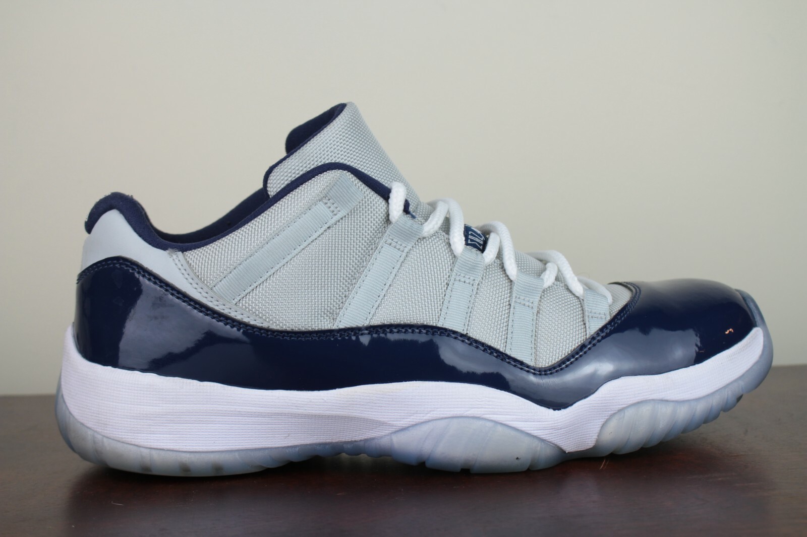 retro 11 georgetown