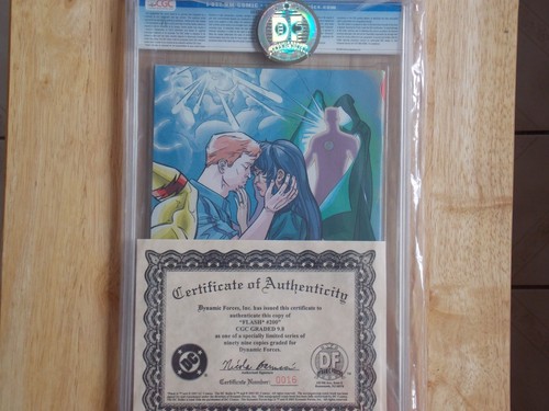FLASH #200 CGC 9.8 WRAP-AROUND COVER - Picture 4 of 5