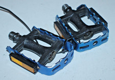 Wellgo M141 Flat Platform Bike Pedals Blue MTB Bikepacking Touring Commuter Cafe