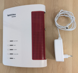 FRITZ!Box 6660 Cable Kabelmodem Weiß