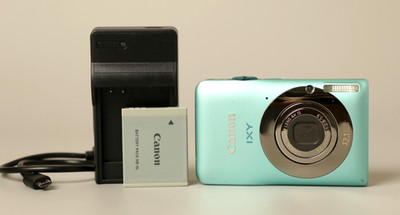 Canon IXY 200F PowerShot SD1300 IS IXUS 105 12.1MP Blue Digital