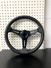 Universal Racing Steering Wheel Universal Racing Steering Wheel