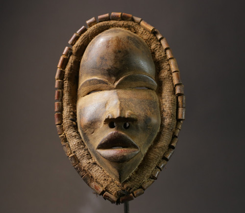 African Tribal Mask Wood Hand Carved Punu Style Beaded Rim Wall Art-G2636