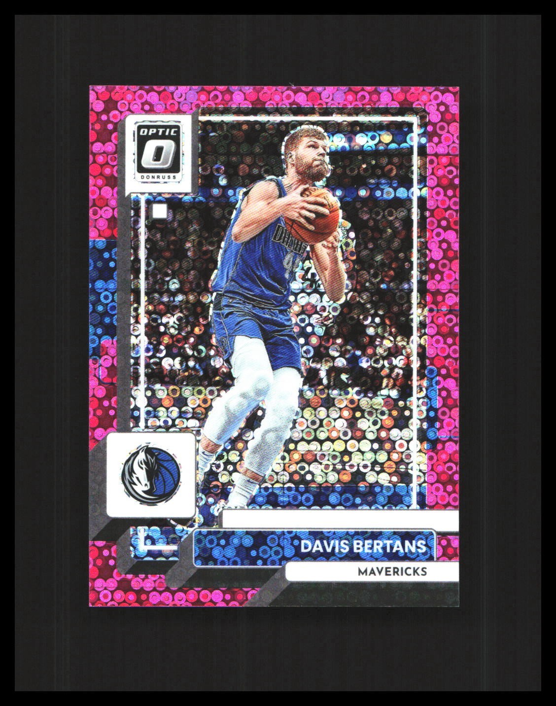 2022-23 Davis Bertans Donruss Optic Fast Break Pink /25 #156 Dallas Mavericks