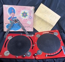 Vintage Hoot-Nanny Magic Designer Spirograph Style Drawing Toy 50s Metal Art Set