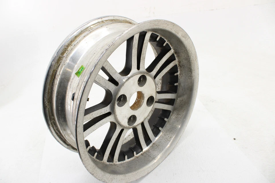 Harley-Davidson Tri Glide 2009-2024 rueda trasera 7 radios 15x5 Foto 4 de 4