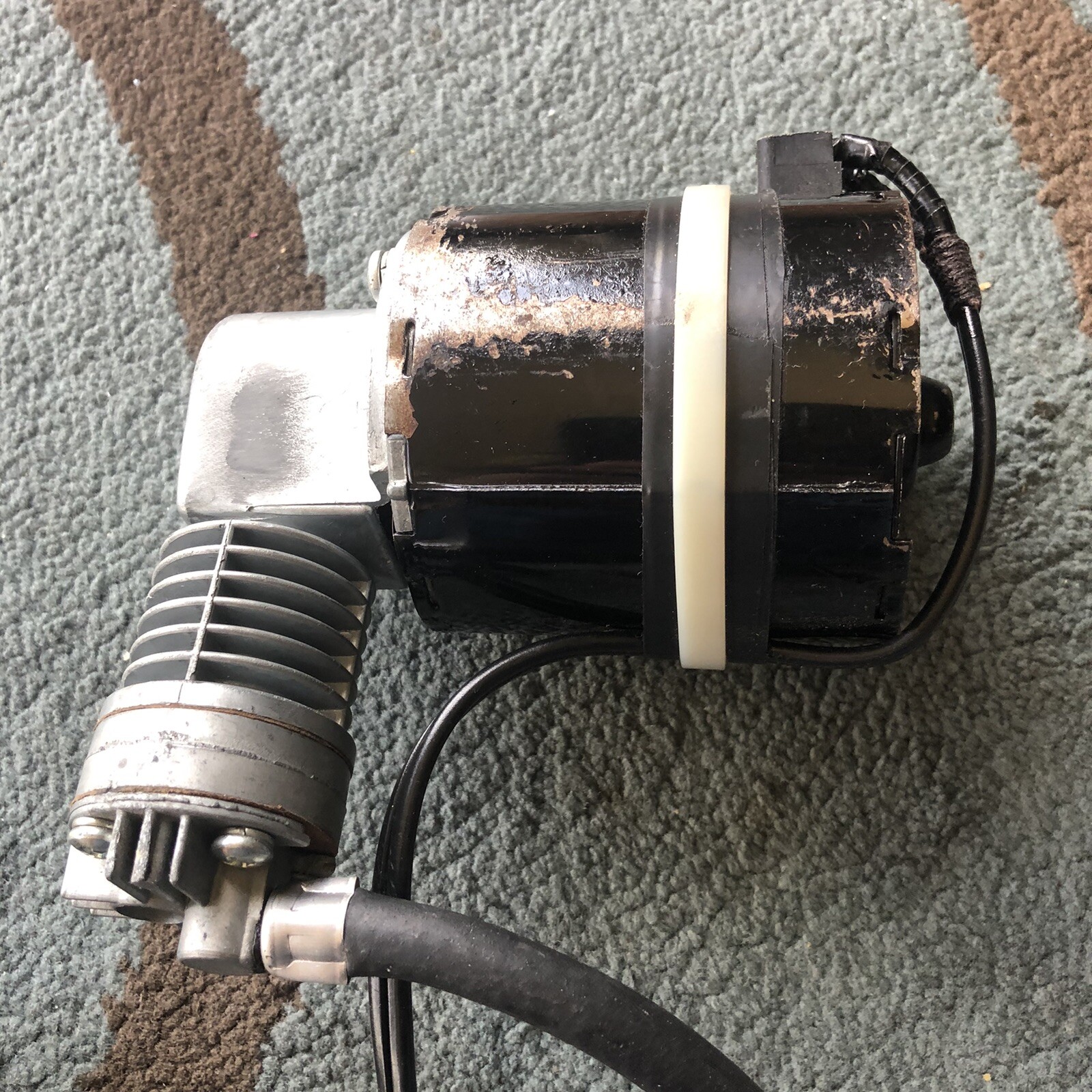 Vintage Coleman Inflate All 150 Portable 12 volt Car Air Compressor