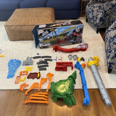 THOMAS THE TRAIN TRACKMASTER SKY-HIGH BRIDGE JUMP  INCOMPLETE SEE PICS