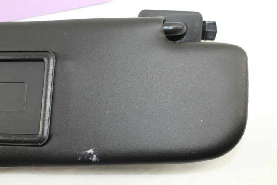 Parasol derecho pasajero Fiat 500C Abarth 2012-2017 OEM J53 Foto 3 de 4