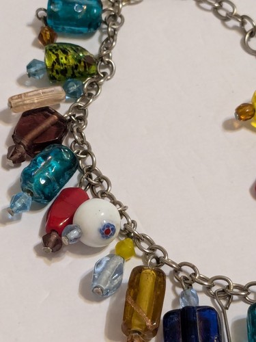 Colorful Glass & Acrylic Bead Silver tone Cable Link Bracelet. FLAW. 8.75". - Picture 5 of 15