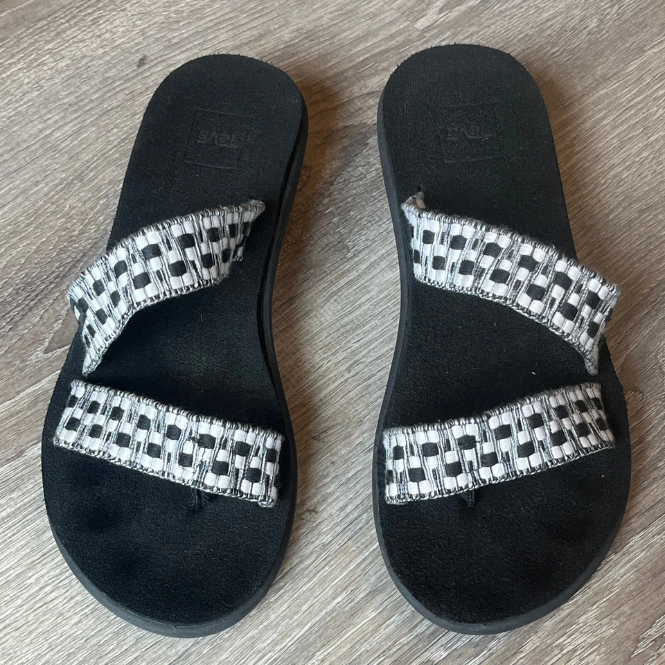 Teva Voya 坡跟丁字鞋凉鞋舒适时尚黑色白色女式 8 英国 6 EU 39 — 第 2/4 张图片