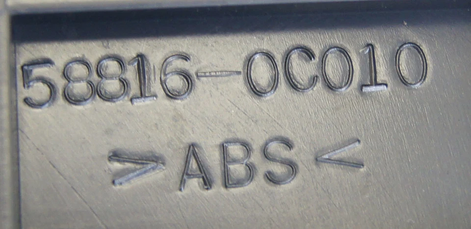 Toyota Sequoia 2008-2009 conjunto de consola central trasera arena y negro nuevo 588200C080E0 Foto 2 de 4