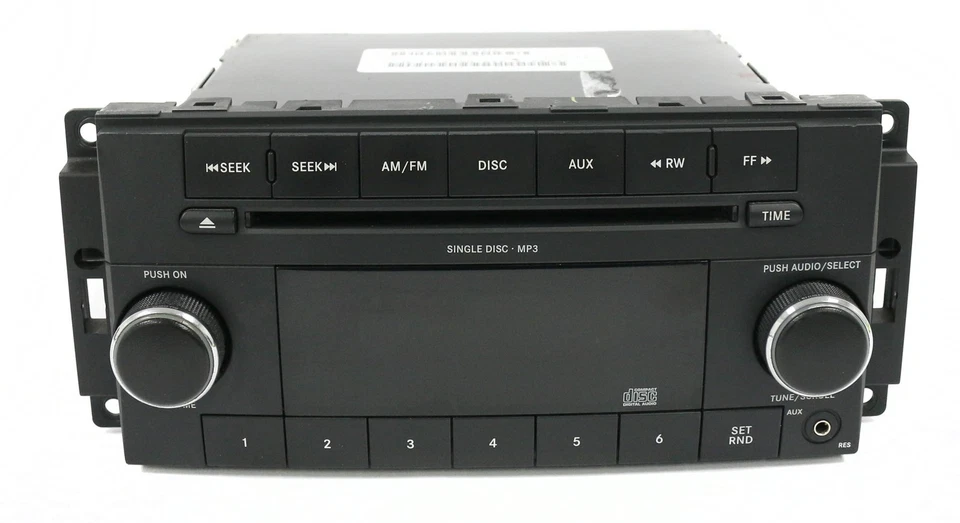 Jeep Commander Dodge AM FM 2008-2009 radio reproductor de CD con Aux P68021159AC RES Foto 2 de 4