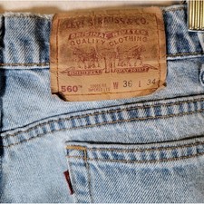 Levi's Vintage Jeans Pant 560 Loose Fit Tapered Men's Size 36x34 Made in the USA