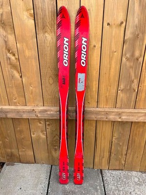 Vintage Alpine Snow Ski 51'' Long Skis 130 cm ORION CARV Red Black DECOR