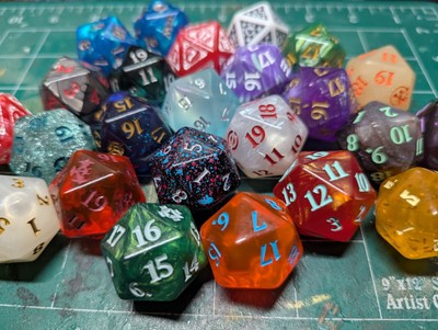MTG Oversized Spindown Dice D20   Magic The Gathering Multiple Sets To Choose