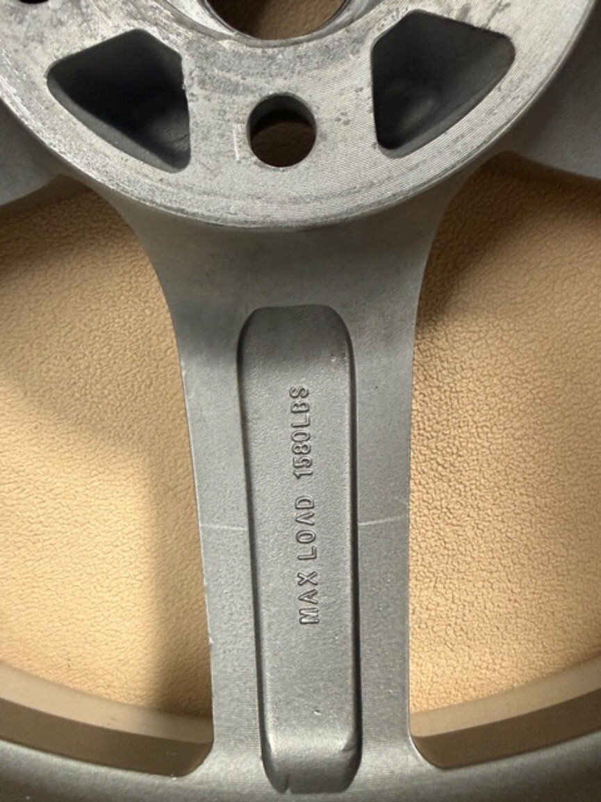 Ferrari 550 1999 FRONT Wheel