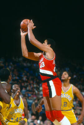 Mychal Thompson of the Portland Trail Blazers 1981 Basketball Photo 4