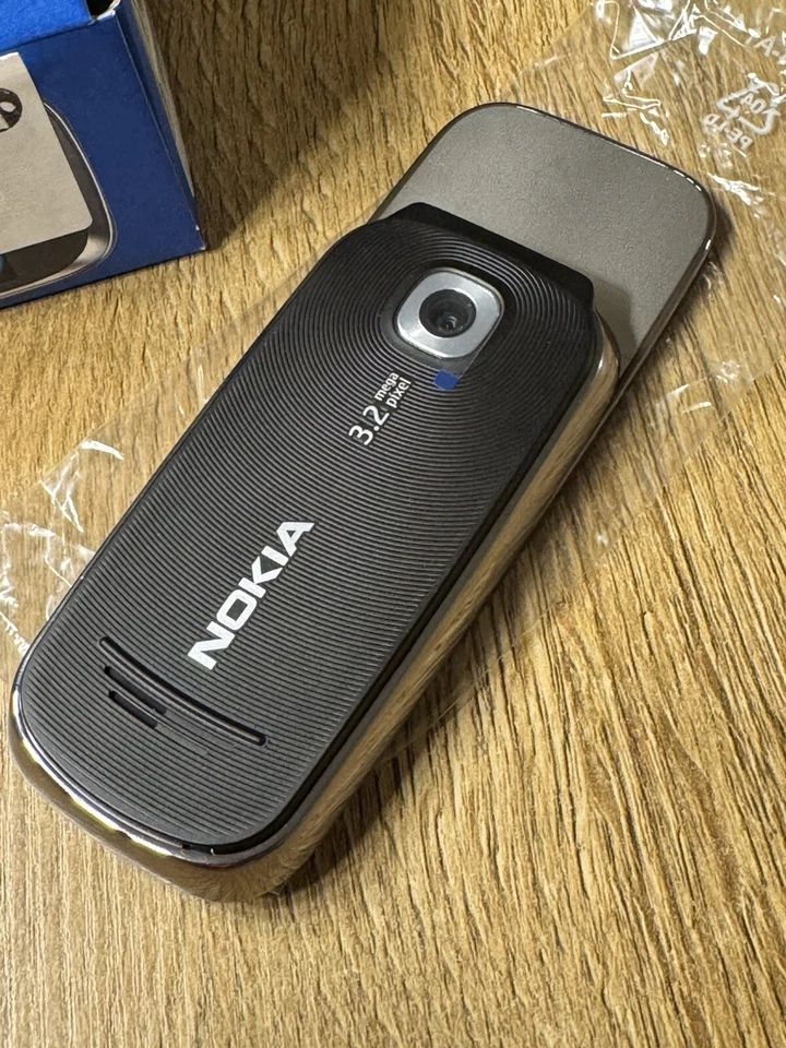 Nokia 7230 - Graphite Neu! - Bild 4 von 4