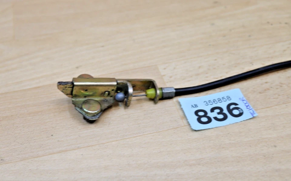 Cierre de asiento y cable OEM 1998-2003 27 k Suzuki TL 1000 R Foto 4 de 4