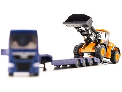 MAN TRUCK W/LOW LOADER TRAILER & JCB 457 WHEEL LOADER 1/87 DIECAST