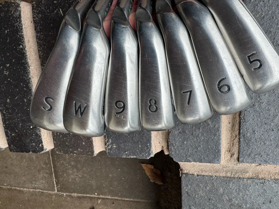 PING G SERIES IRON SET - 5,6,7,8,9,PW,SW  - PING AWT 2.0 REGULAR FLEX SHAFTS - Image 3 of 4