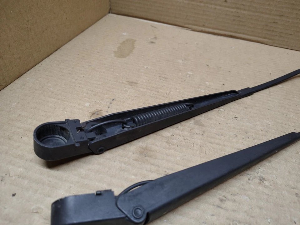 1994-01 Dodge Ram 1500 conjunto de braço limpador de para-brisa 55154582ab - Imagem 2 de 4