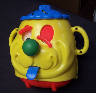 1975 BUSY FACES BABY ACTIVITY TOY BY GABRIEL - NOSE HONKS EYES & HAT SPIN MIRROR