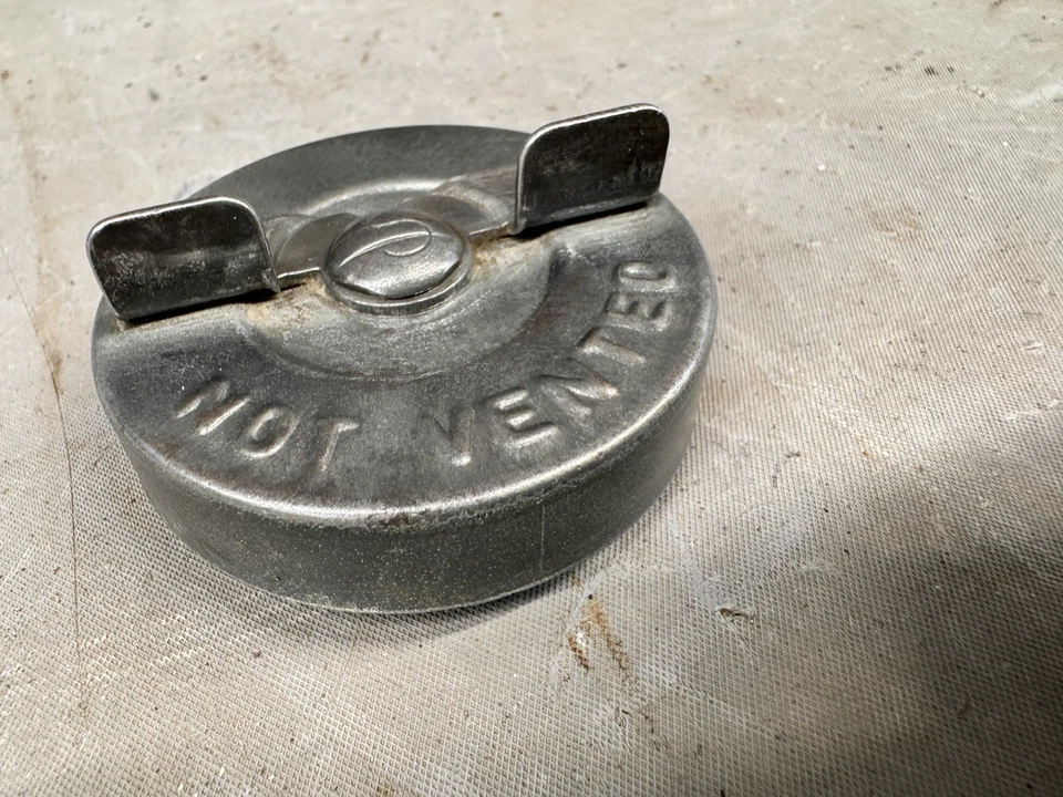 Ford Galaxie Fairlane Ranchero 1960-1967 Meteor Falcon tapa de gas Mercury Marauder Foto 2 de 4