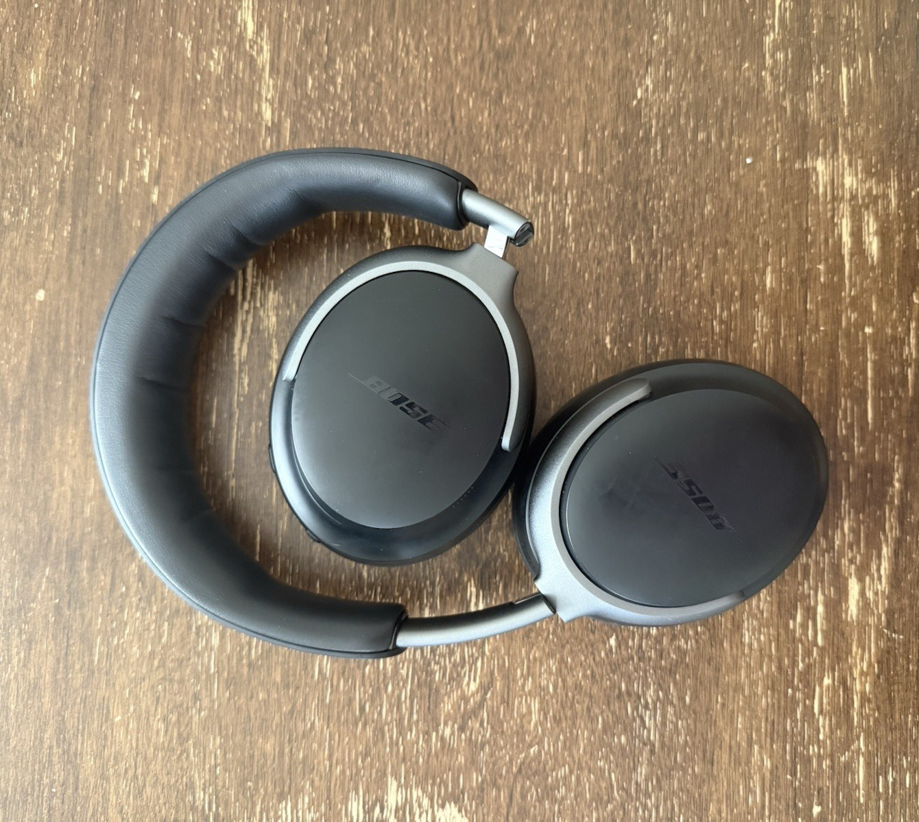 Bose QuietComfort 35 QC35 Over-Ear Wireless Bluetooth Foldable Black/Gray