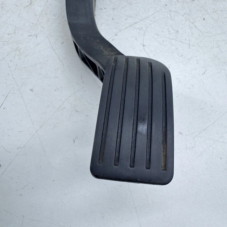 PEDAL ACELERADOR CITROEN C4 MK2 9671434080 1.6 HDI 9HP 9H06 10-15 Foto 2 de 4