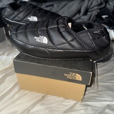 THE NORTH FACE NF0A3UZNKY4-070 MENS 7 THERMOBALL TRACTION MULE V BLACK / WHITE