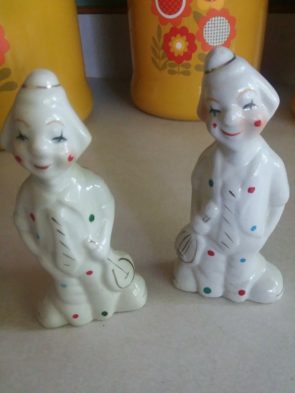 Vintage Set of 2 Ceramic Musician's Clown Figurines, Polka Dot outfits