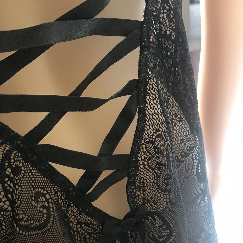 UNDERCOVER Abito vintage Y2K Victoria’s Secret nero pizzo tatuaggio nastro incrociato schiena slip taglia M