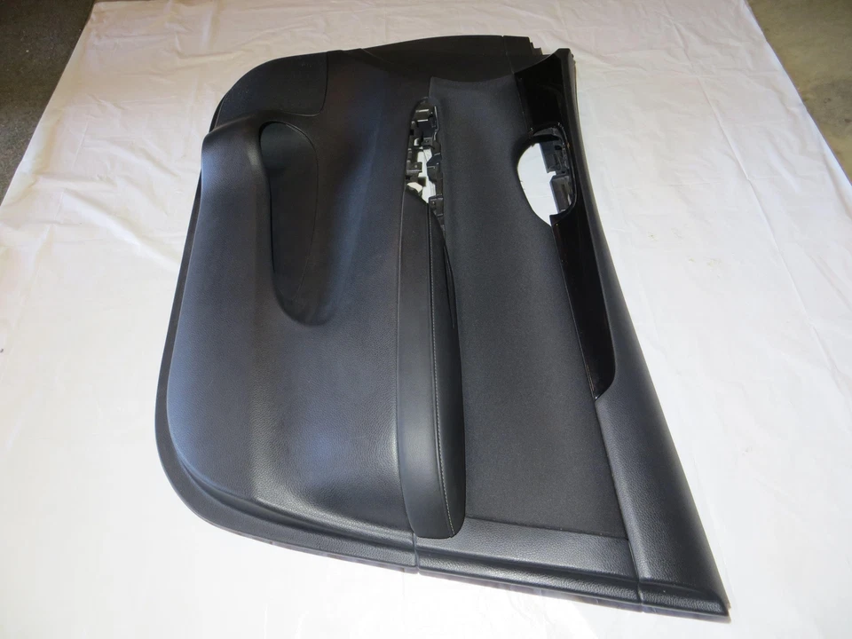 16-19 Nissan Sentra Right Passenger Front Door Interior Trim Panel (809003) Foto 4 de 4