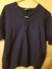 uniform city scrub womens size M blue 1 pocket 27 L 23 across front chest pit