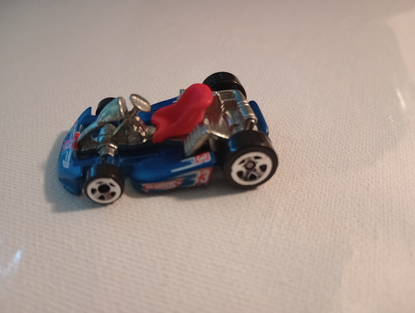 *LOOK BLISTER PULL! Hotwheels 1997 Diecast Blue 1:75