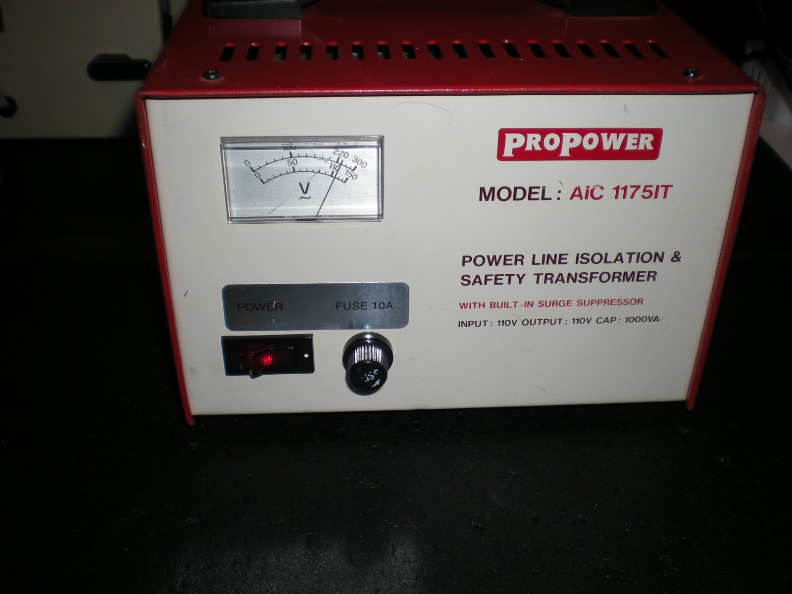 Test Bench Isolation Transformer, High Power 1000 VA, 10 Amps, 100 - 130 VAC