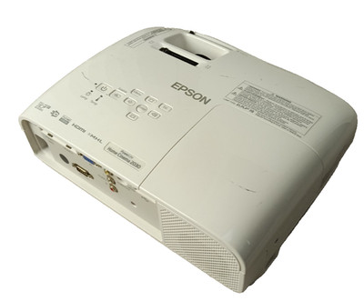 Epson PowerLite Home Cinema 2030 3LCD Projector 2000 HDMI USB H561A 1 LAMP HOUR