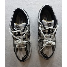 New Balance M1906RA Men's 1906R White & Gold Running Shoes. NWOB. Size 6.5