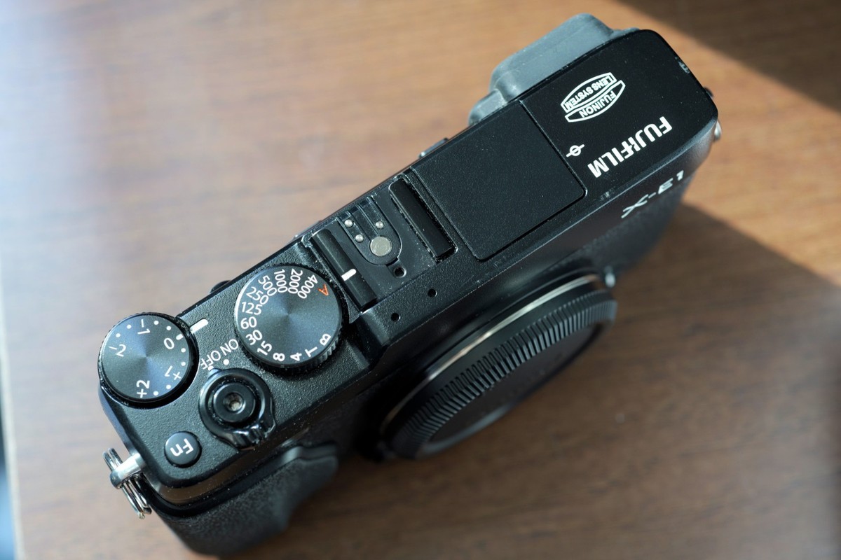 Fujifilm X Series X-E1 Digital SLR Camera Black (Body