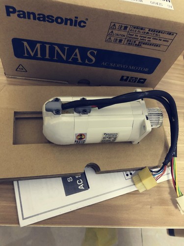One Panasonic MSM022A1EE Servo Motor New In Box Expedited Shipping - Picture 1 of 2