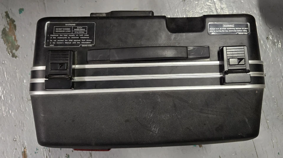 Kawasaki ZG1000 CONCOURS 1987-2006 RH SADDLEBAG ASSEMBLY 57003-1069 - Image 2 of 4