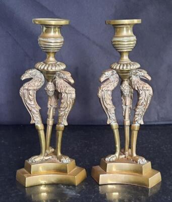 Hervorragendes Paar Regency Triform Bronze Adler Kerzenständer um 1800+