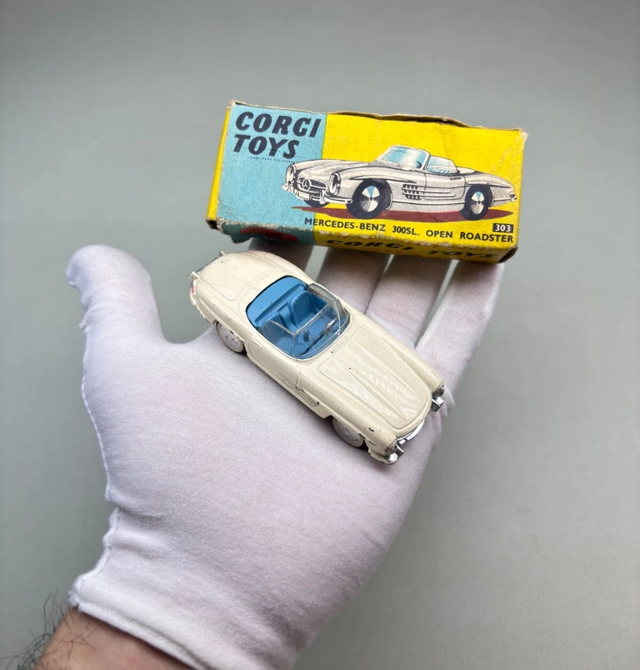 CORGI TOYS 303 MODELLINO AUTO VINTAGE MERCEDES BENZ 300SL 1/43 SCATOLA ORIGINALE - Immagine 3 di 4