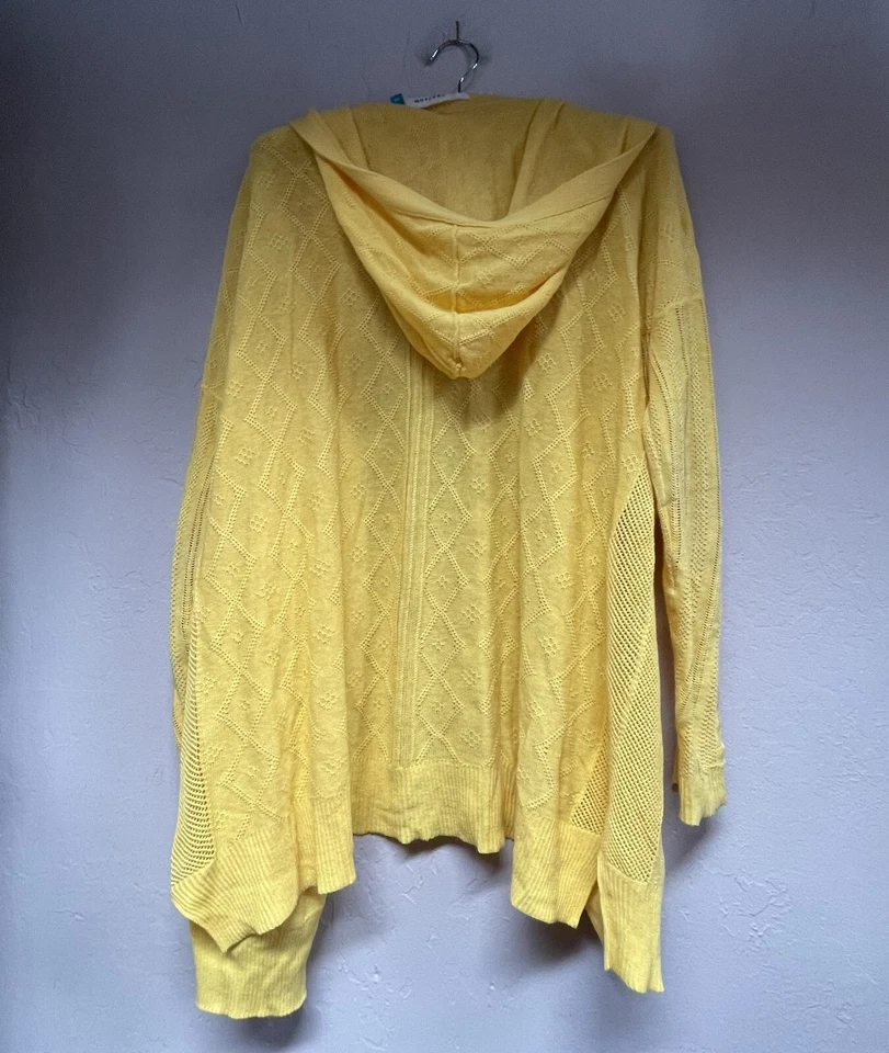 Cárdigan abierto informal mediano con capucha suéter Anthropologie Sparrow para mujer Foto 2 de 4