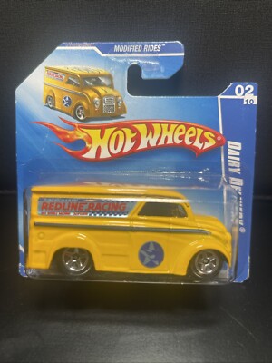 Hot Wheels 2009 #158 Yellow Dairy Delivery ''Redline Racing'' Short Card 158/166