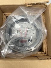 NEW DWYER PHOTOHELIC PRESSURE SWITCH GAGE 3000-00-HH 117 VAC 25 PSIG